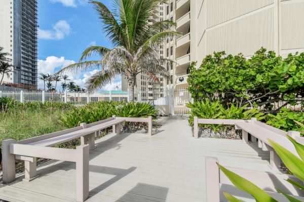 Phoenix Towers, 2800 N Ocean Dr #A8B, Riviera Beach, Florida 33404, image 3