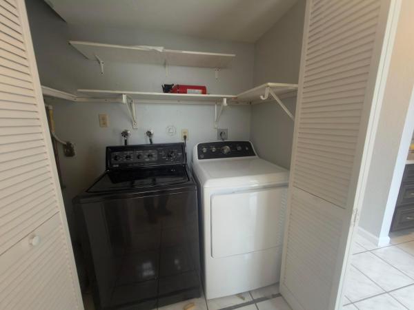 Hidden Oaks Townhouses, 1679 NW 15th Vis, Boca Raton, Florida 33432, image 2