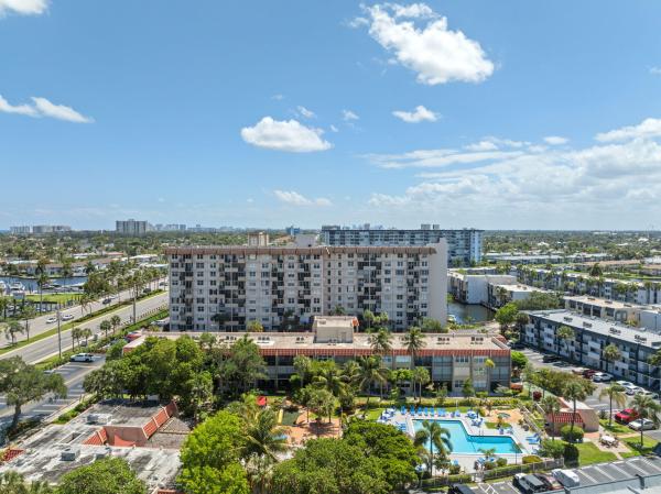 Island Club, 777 S Federal Hwy #RP301, Pompano Beach, Florida 33062, image 3