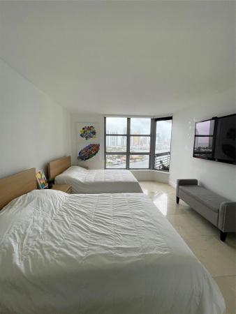 Mystic Pointe Tower 200, 19101 NE 36th Pl, Aventura, Florida 33180, image 3