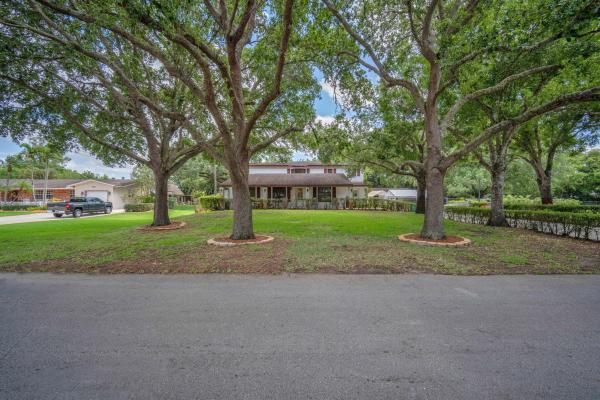 Sunnylane Farms, 13930 SW 36th Ct, Davie, Florida 33330, image 2