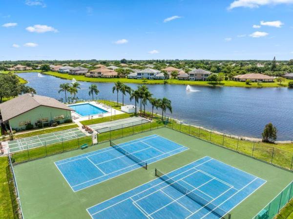 The Savannahs, 1767 S Dovetail Dr #R, Fort Pierce, Florida 34982, image 1