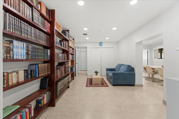 Gulfstream Estates, 1101 NE 4th Ct, Hallandale Beach, Florida 33009, image 1