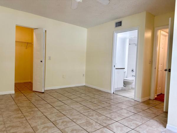 5065 Wiles Rd #204, Coconut Creek, Florida 33073, image 3