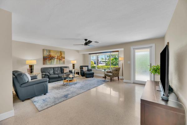 Wilton Manors No HOA, 2401 NE 17th Ter, Wilton Manors, Florida 33305, image 3