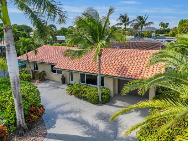 2401 NE 17th Ter, Wilton Manors, Florida 33305, image 1