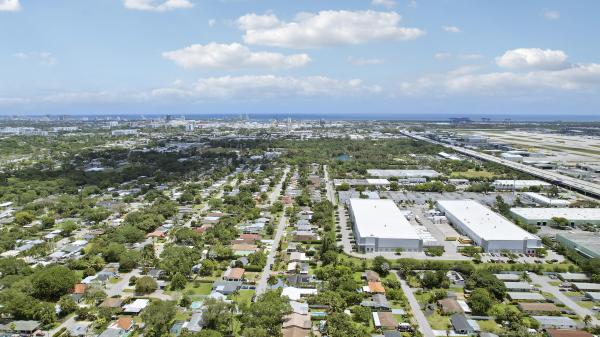 Mango Gardens, 1360 SW 32nd St, Fort Lauderdale, Florida 33315, image 3