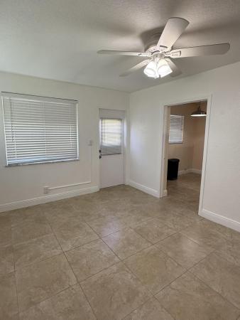 Mainlands Of Tamarac Lakes, 7302 NW 57th Ct, Tamarac, Florida 33321, image 3