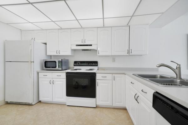 Boca Bayou, 8 Royal Palm Way #4010, Boca Raton, Florida 33432, image 3