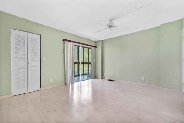 Huntington Lakes 3, 7286 Huntington Ln #405, Delray Beach, Florida 33446, image 2