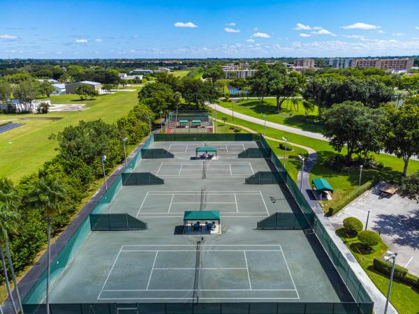 Huntington Lakes 3, 7286 Huntington Ln #405, Delray Beach, Florida 33446, image 1