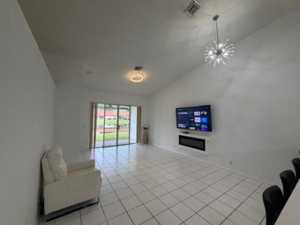 Villa San Remo, 18409 Via Di Sorrento, Boca Raton, Florida 33496, image 1