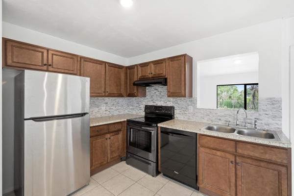 Northport Village, 295 NW Archer Ave, Port St. Lucie, Florida 34983, image 1