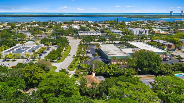 Country Club, 844 Anchorage Dr, North Palm Beach, Florida 33408, image 2
