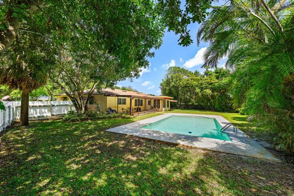 Country Club, 844 Anchorage Dr, North Palm Beach, Florida 33408, image 1