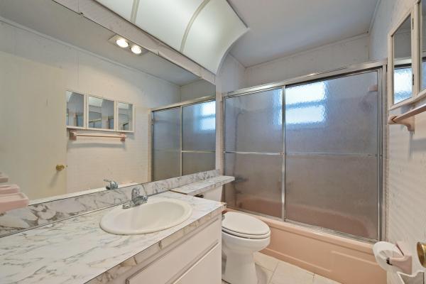 Palm Beach Leisureville, 904 SW 5th Ct, Boynton Beach, Florida 33426, image 1