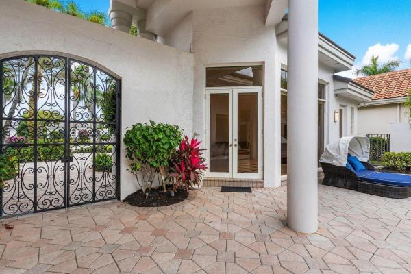 Vintage Oaks At The Polo Club, 5808 Vintage Oaks Cir, Delray Beach, Florida 33484, image 3