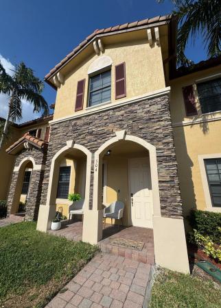 Martinique At Oasis, 504 SE 32nd Ave, Homestead, Florida 33033, image 1