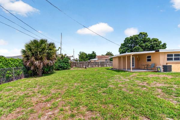 Plantation Village, 1537 E Breezy Ln, West Palm Beach, Florida 33417, image 2