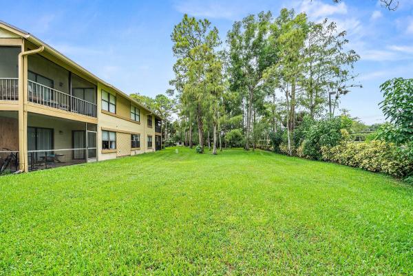 Sheffield Woods At Wellington, 13105 Belhaven Ct #15, Wellington, Florida 33414, image 3