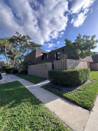 Sandalwood Estates, 1417 14th Ct, Palm Beach Gardens, Florida 33410, image 1