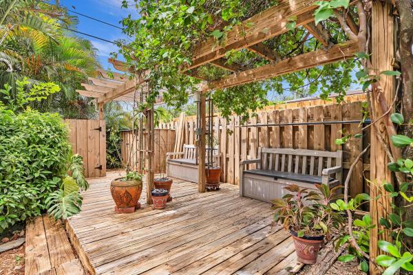 137 Auburn Dr, Lake Worth, Florida 33460, image 1