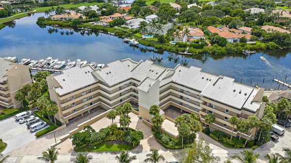 The Anchorage East At Jonathan's Landing, 16910 Bay St #E204, Jupiter, Florida 33477, image 2