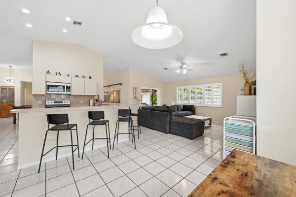 West Glen, 12043 SW 1st St, Coral Springs, Florida 33071, image 1