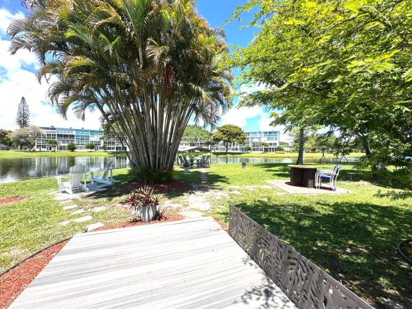 Cambridge, 2132 Cambridge F, Deerfield Beach, Florida 33442, image 3