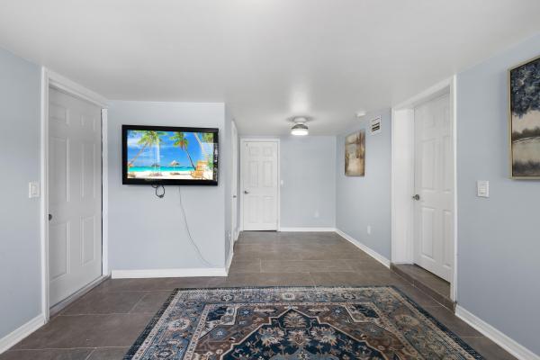 Devonshire, 2660 SW 12th Ter, Fort Lauderdale, Florida 33315, image 3