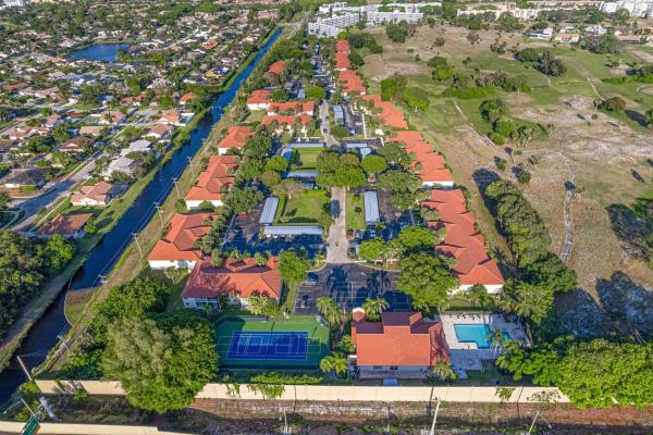 San De Vance Golf & Tennis Club, 260 NW 67th St #A203, Boca Raton, Florida 33487, image 3