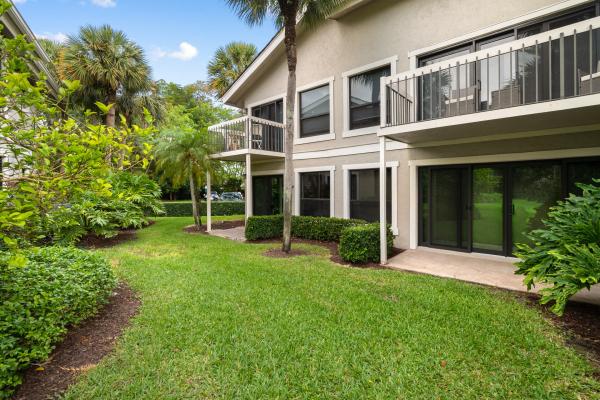 Tennis Lodges, 11863 Wimbledon Cir #438, Wellington, Florida 33414, image 1