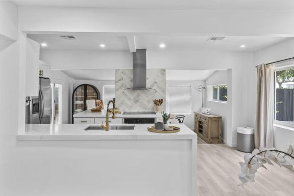 Pinehurst, 606 SW 19th St, Fort Lauderdale, Florida 33315, image 1