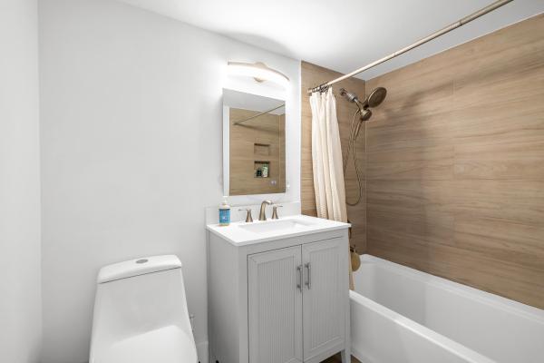 Gulfstream Of Las Olas, 924 SE 2nd St #32, Fort Lauderdale, Florida 33301, image 1