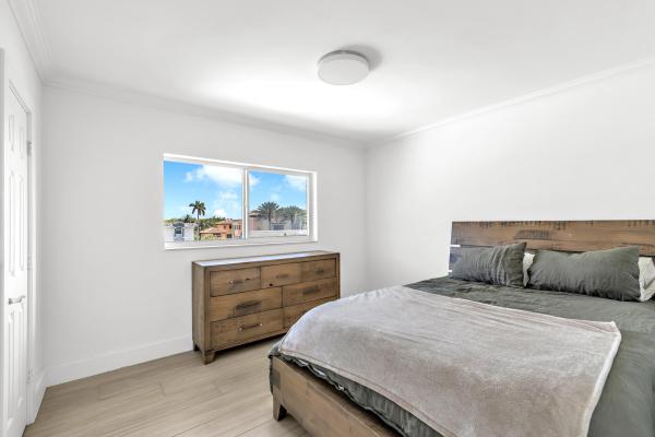 Gulfstream Of Las Olas, 924 SE 2nd St #32, Fort Lauderdale, Florida 33301, image 2