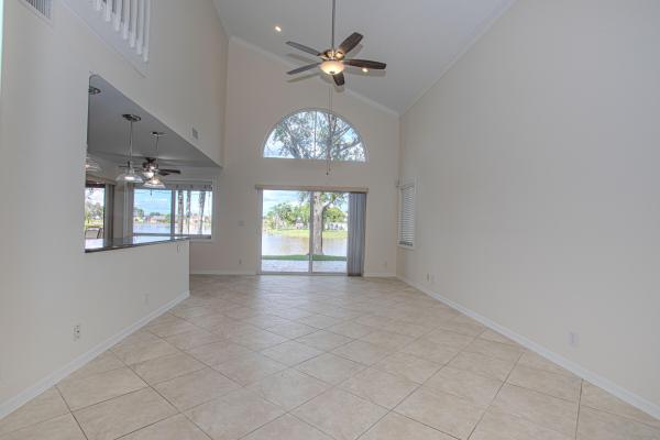 Pasadena Estates, 19921 NW 4th St, Pembroke Pines, Florida 33029, image 2