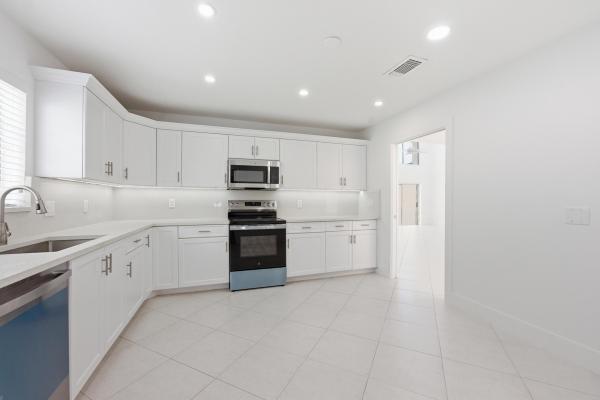 9258 Vista Del Lago #A, Boca Raton, Florida 33428, image 2