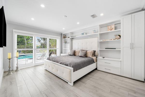 Middle River Estates, 1733 Coral Gardens Dr, Wilton Manors, Florida 33334, image 1