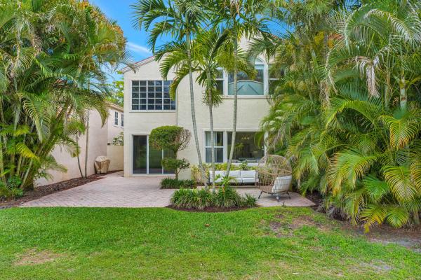 Villa D'Este, 4 Via Del Corso, Palm Beach Gardens, Florida 33418, image 1