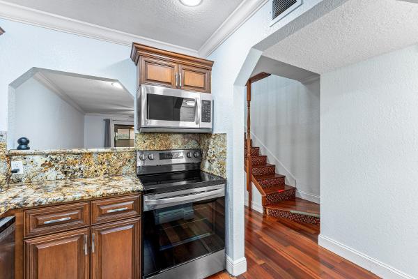 Royal Village Townhouses, 139 Sparrow Dr #4B, Royal Palm Beach, Florida 33411, image 2