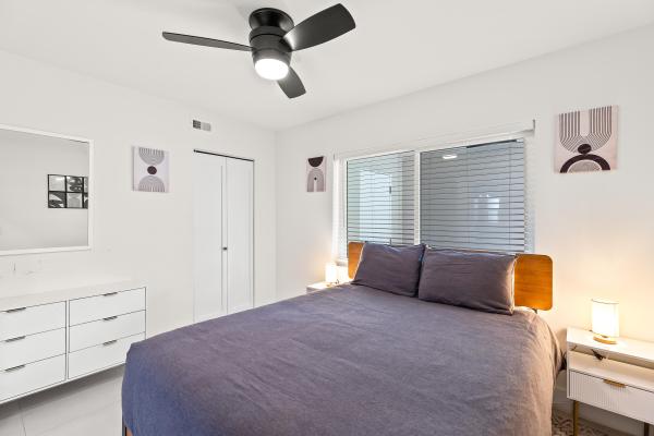 Middle River Manor, 2417 NE 19th Ave, Wilton Manors, Florida 33305, image 2