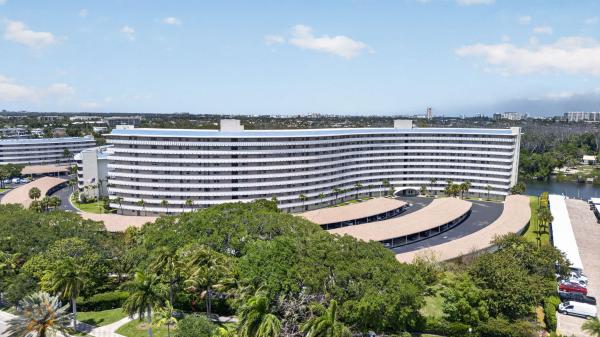 Hillsboro Cove, 1523 E Hillsboro Blvd #631, Deerfield Beach, Florida 33441, image 2