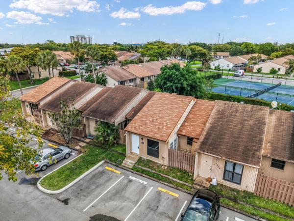 The Escape At Arrowhead, 2026 SW 81st Way, Davie, Florida 33324, image 3