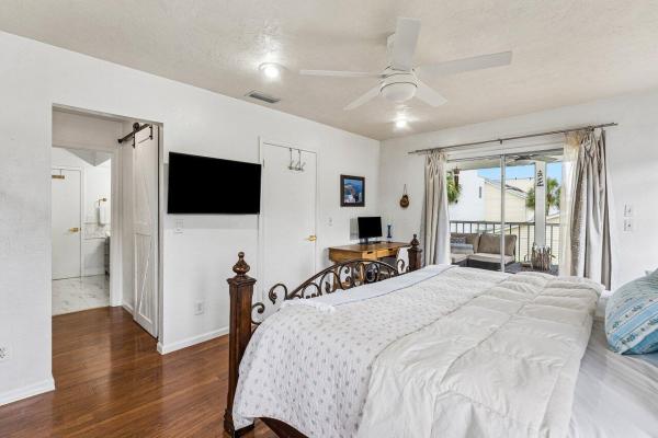 North Palm Beach No HOA, 2101 N Palm Cir, North Palm Beach, Florida 33408, image 3