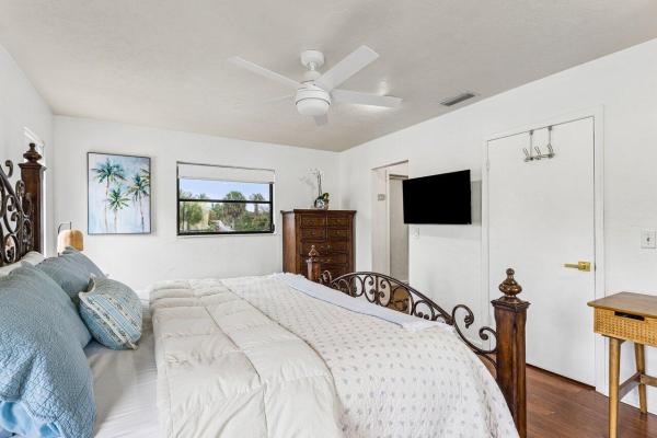 North Palm Beach No HOA, 2101 N Palm Cir, North Palm Beach, Florida 33408, image 3