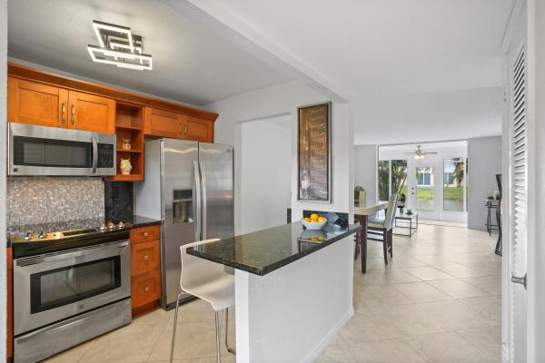 Sunrise Lakes 3, 2781 N Pine Island Rd #112, Sunrise, Florida 33322, image 1