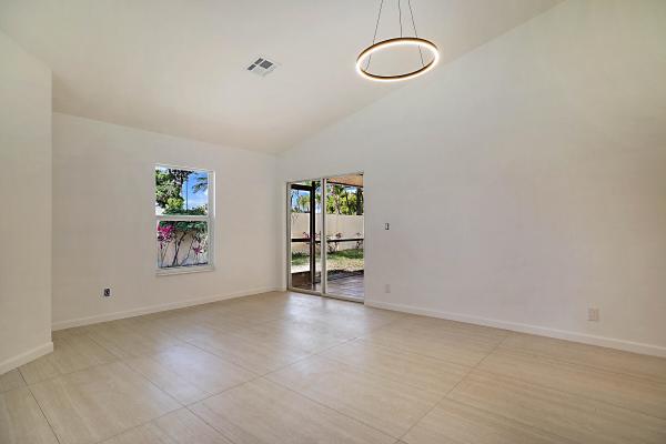 Knob Hill Club, 320 NW 42nd St, Boca Raton, Florida 33431, image 1