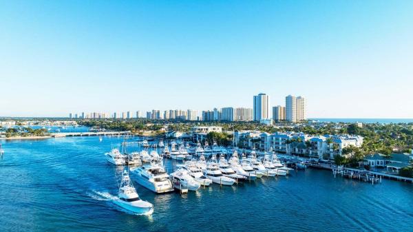 180 Lake Dr #2103, Palm Beach Shores, Florida 33404, image 2