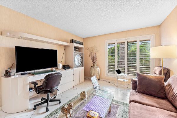 Seagate Country Club At The Hamlet, 643 W Lakewoode Cir, Delray Beach, Florida 33445, image 1