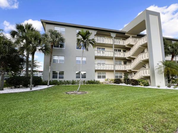 Victoria Village, 2902 Victoria Cir #A1, Coconut Creek, Florida 33066, image 2
